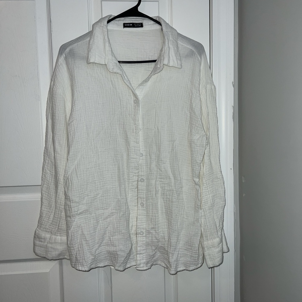 Small button up linen blouse